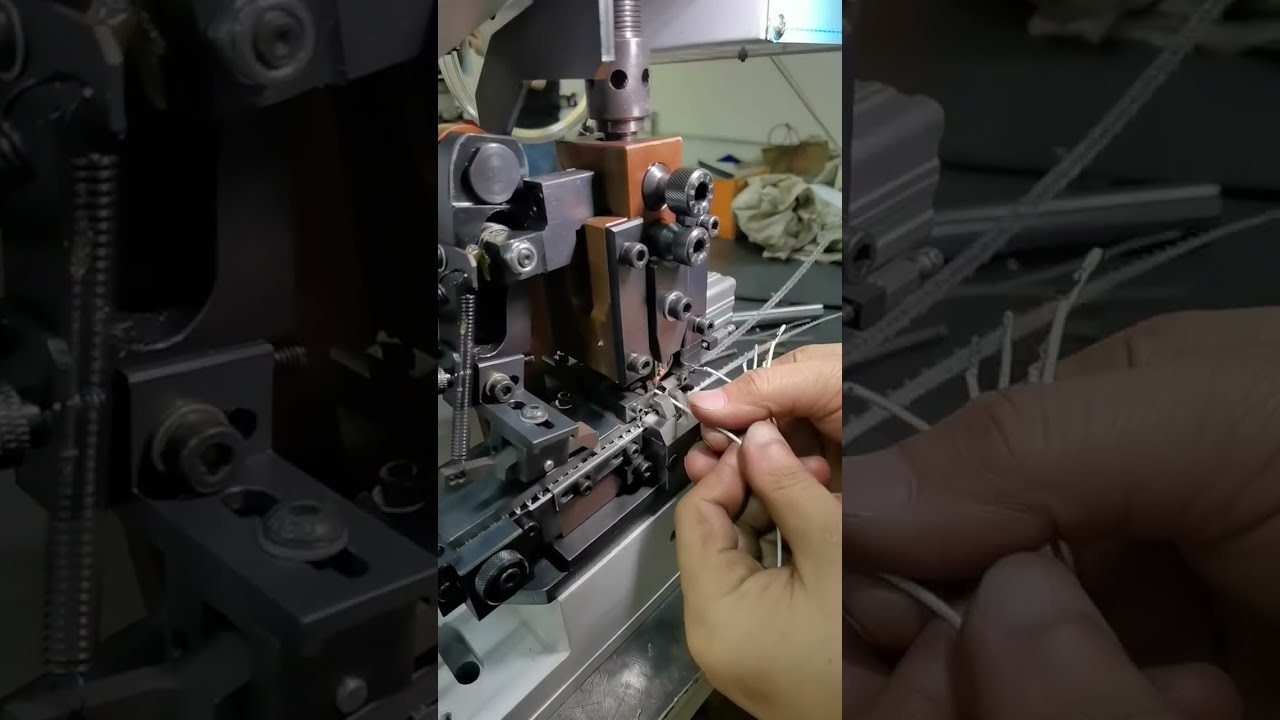 آلة تجريد وكبس الأطراف بالحزام المزدوج في عملية واحدة | ماكينة مصنع #factory #machine
