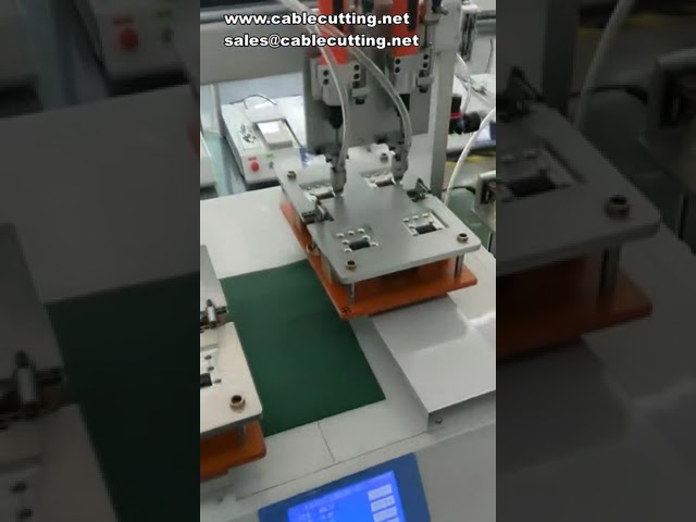 موزع ولاصق للأشعة فوق البنفسجية: توزيع ومعالجة متزامنة مع طاولة مزدوجة متناوبة